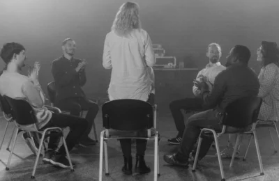 Microcomunidades: Como Construir Uma Comunidade Digital Fiel para a Sua Marca